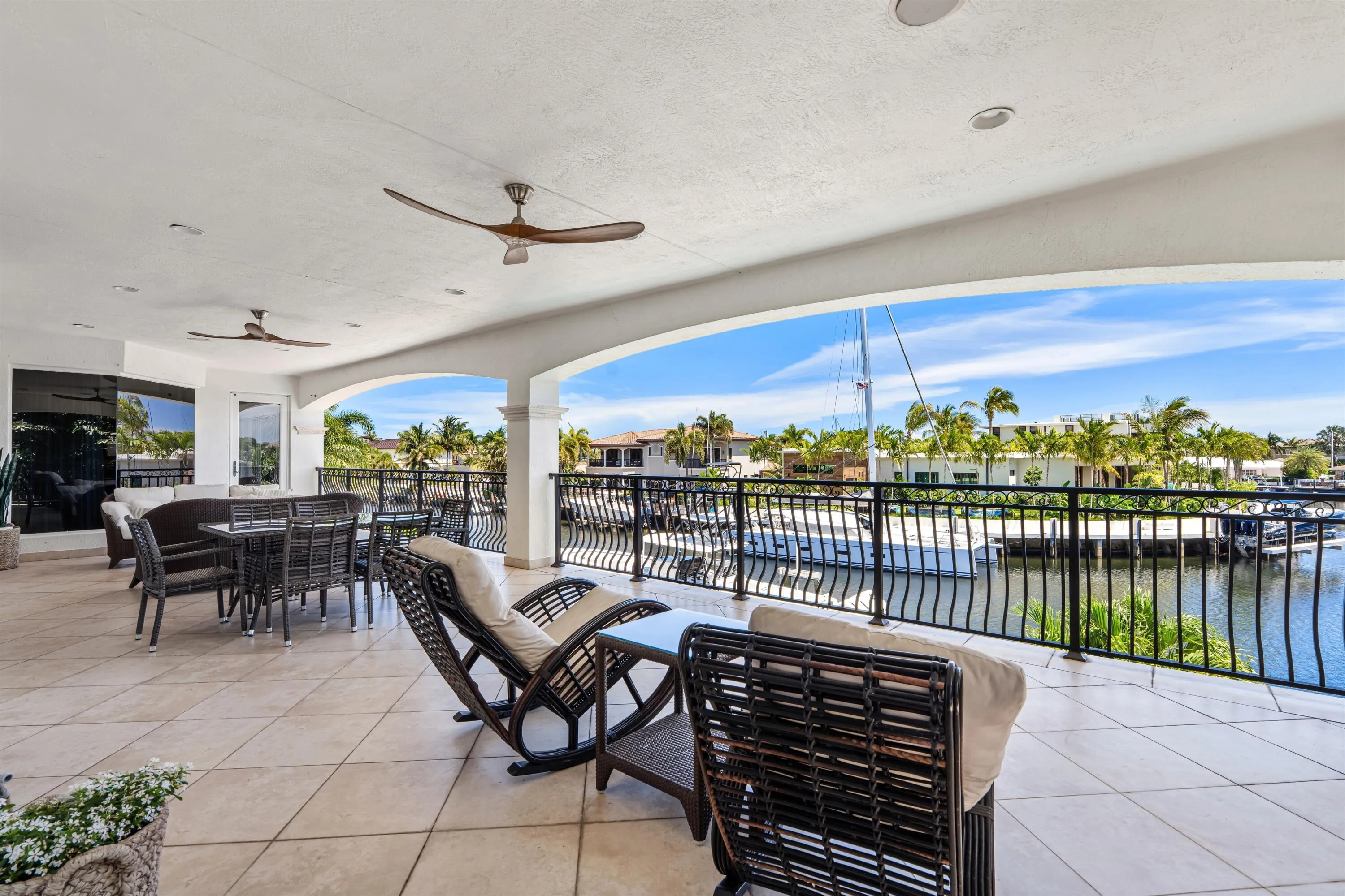 BALCONY_SEATING_ANGLE_LEFT