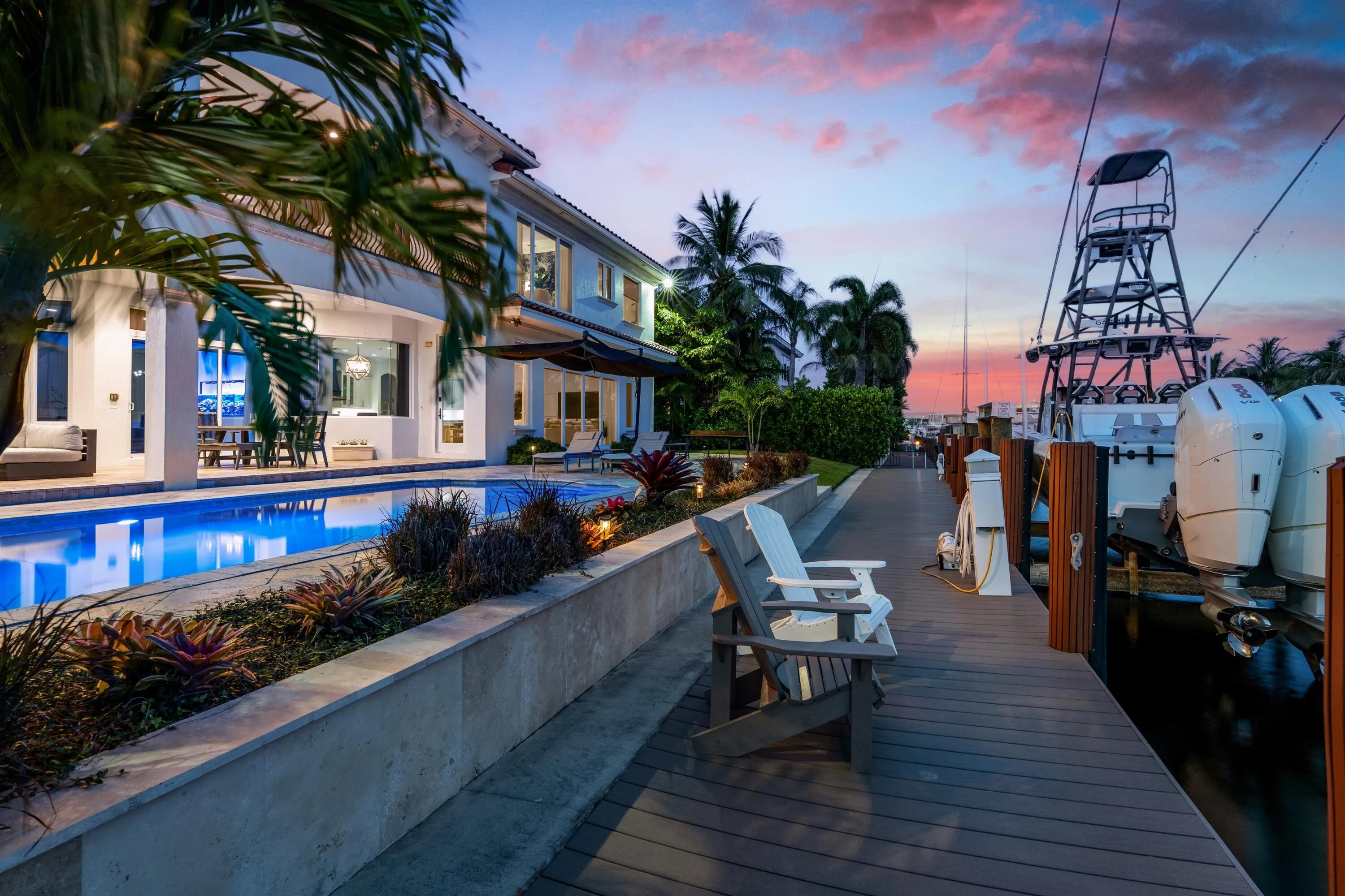 DOCK_TO_ANGLE_RIGHT_SUNSET