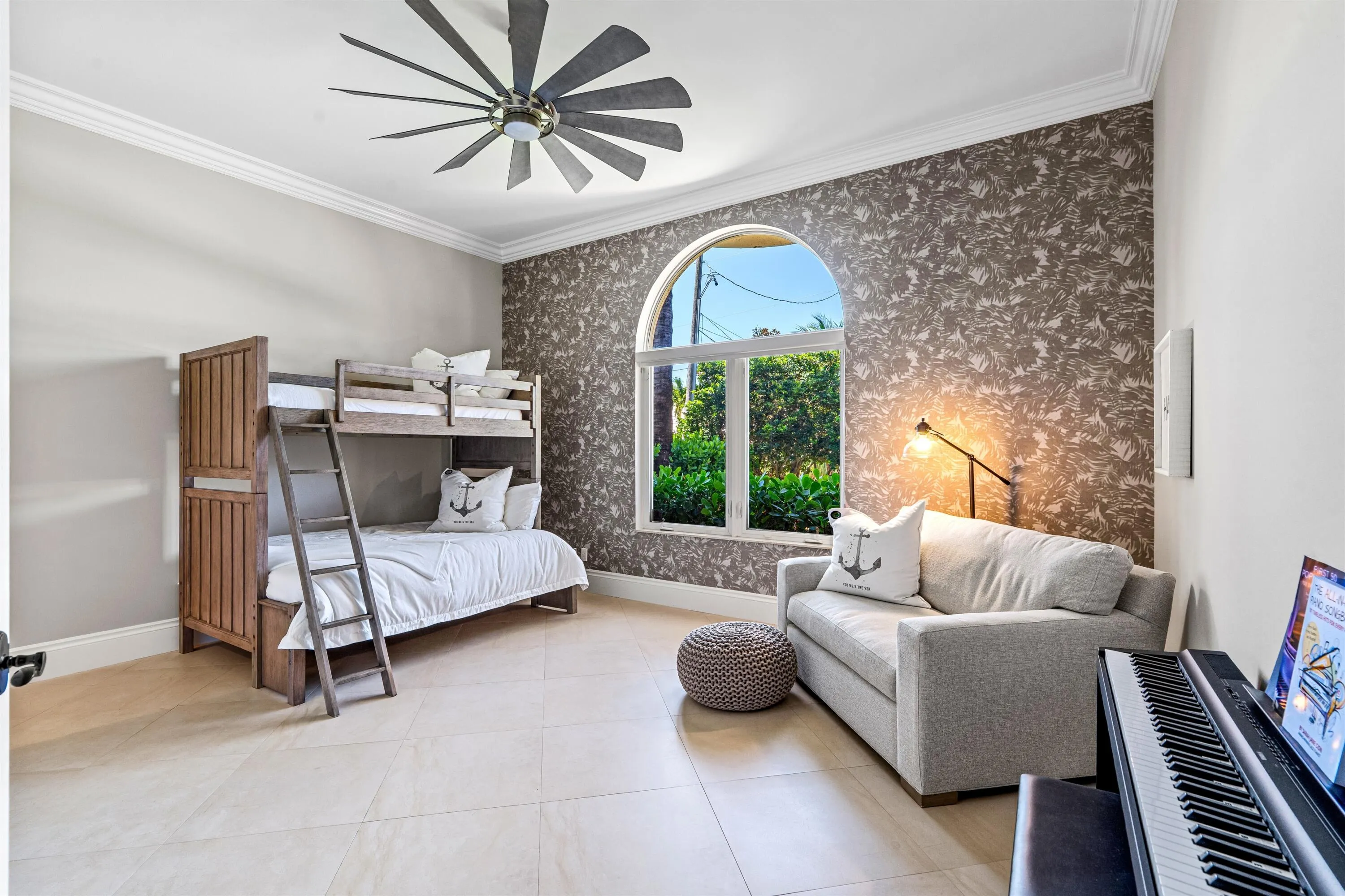 BEDROOM_2_ANGLE