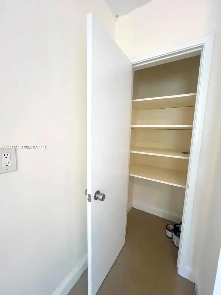 CLOSET#2