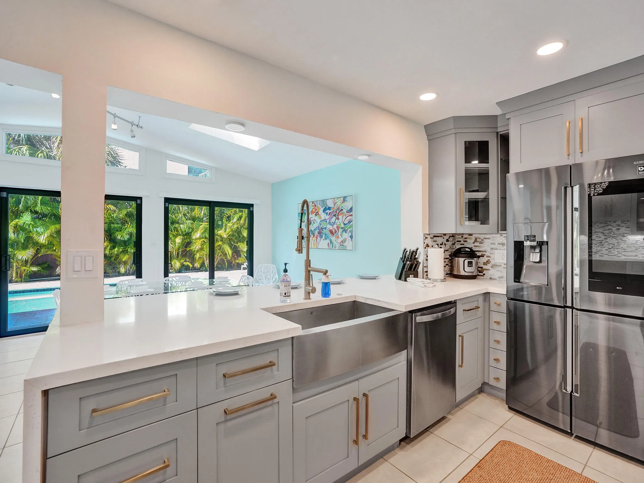 Spacious Open Kitchen