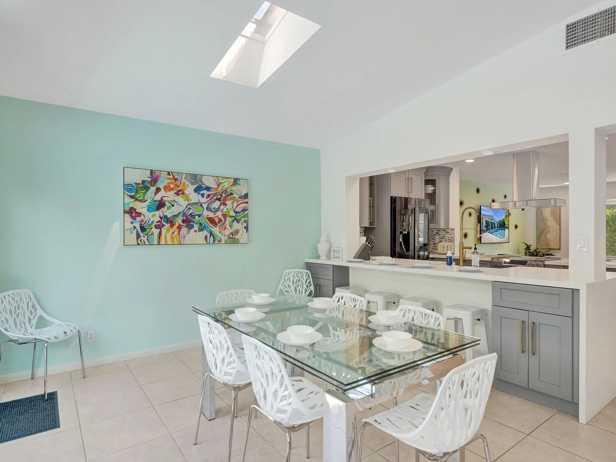 Spacious Open Formal Dining Lounge