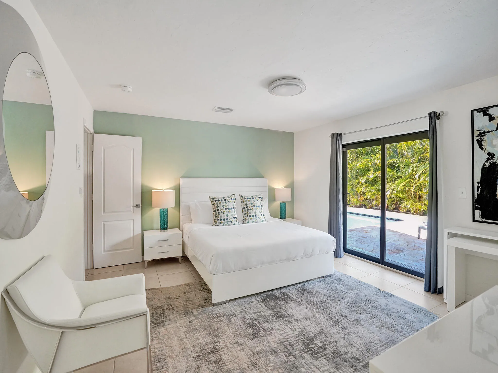Master Bedroom Low View Main
