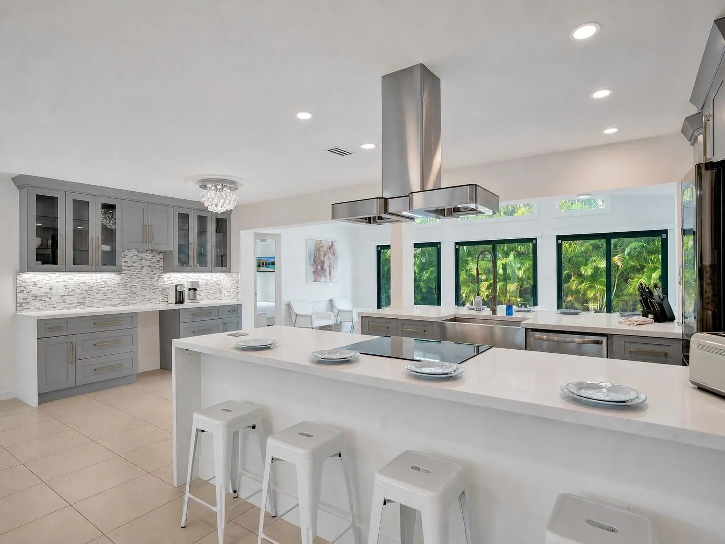 Spacious Open Kitchen
