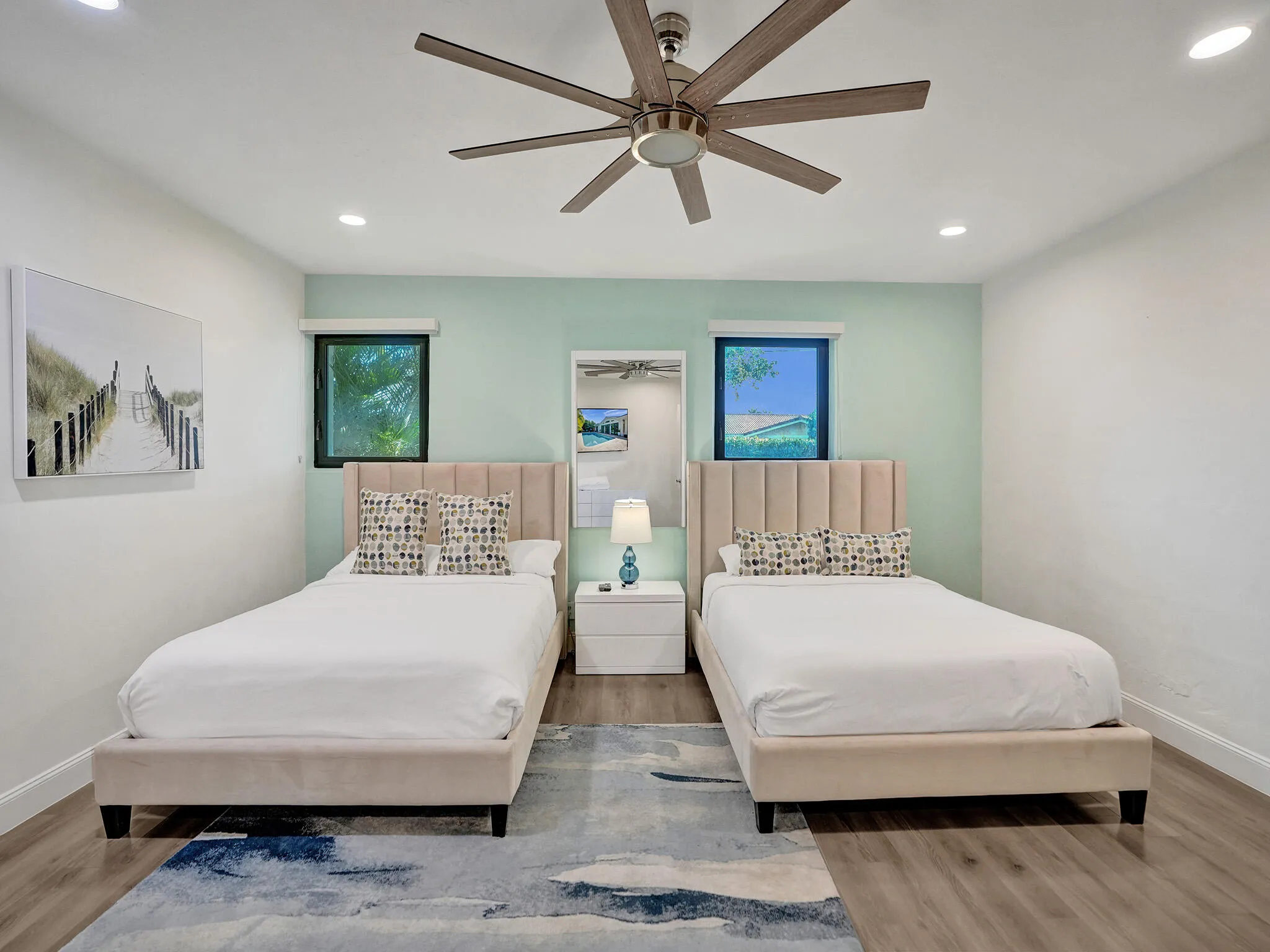 Bedroom Five Beds Direct View
