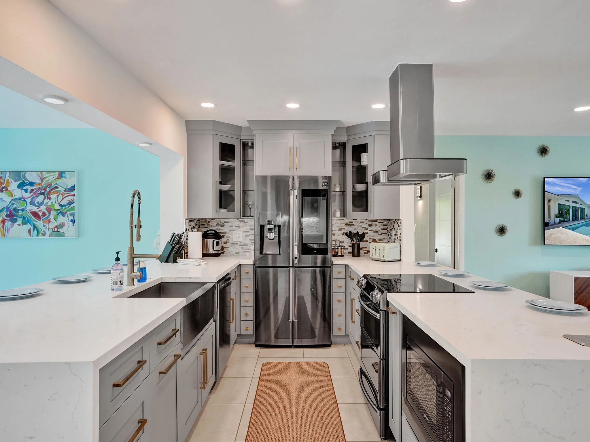Kitchen Refrigerator Direct View