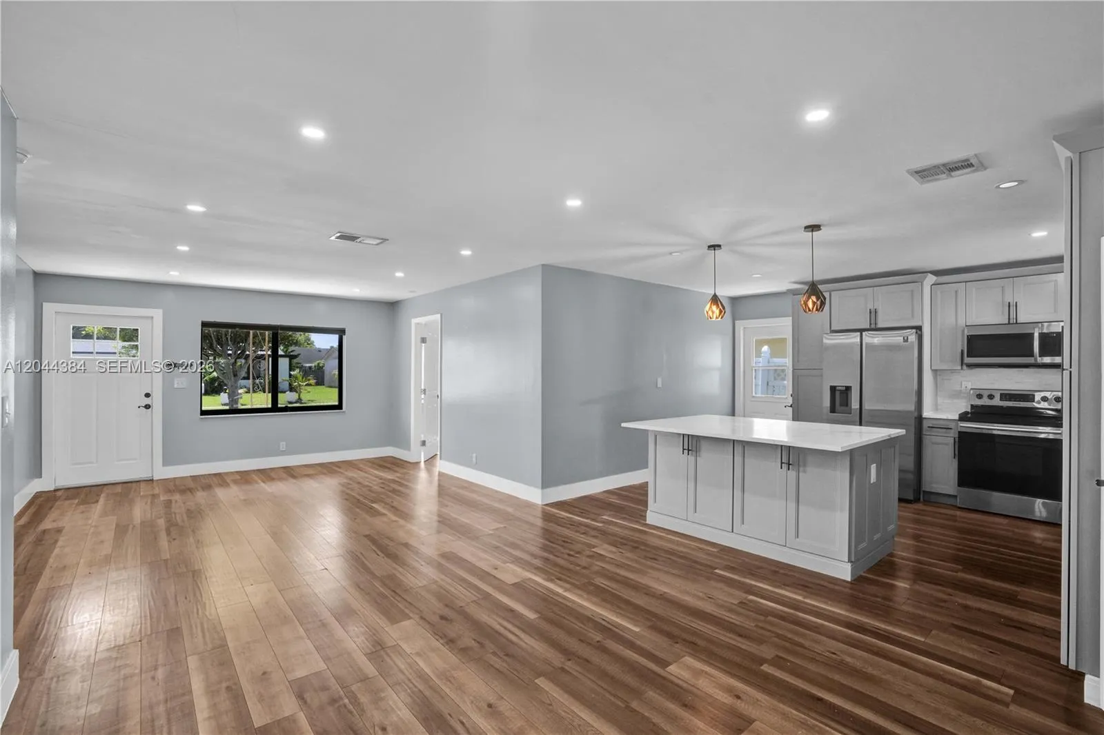 Kitchen / Dining Room / Living Room