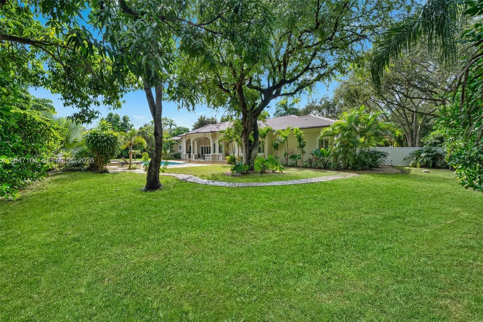 Property photo 37