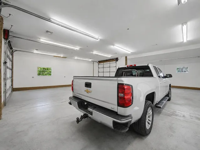 Garage 1