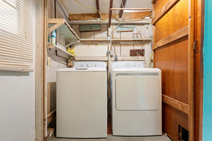 Between units in patio