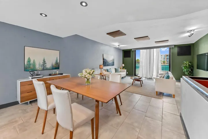09-Dining-area-01_VS