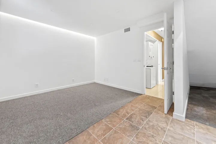 22 bedroom 03