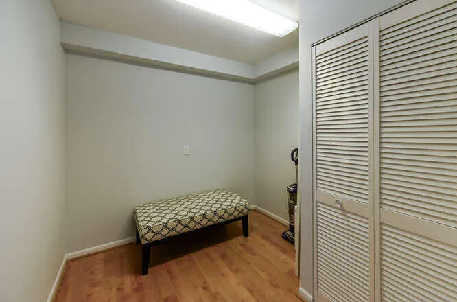 2601 Marina Isle Way Apt 303-small-021-0