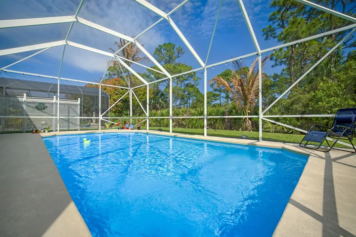 7004 SE Twin Oaks Circle-38