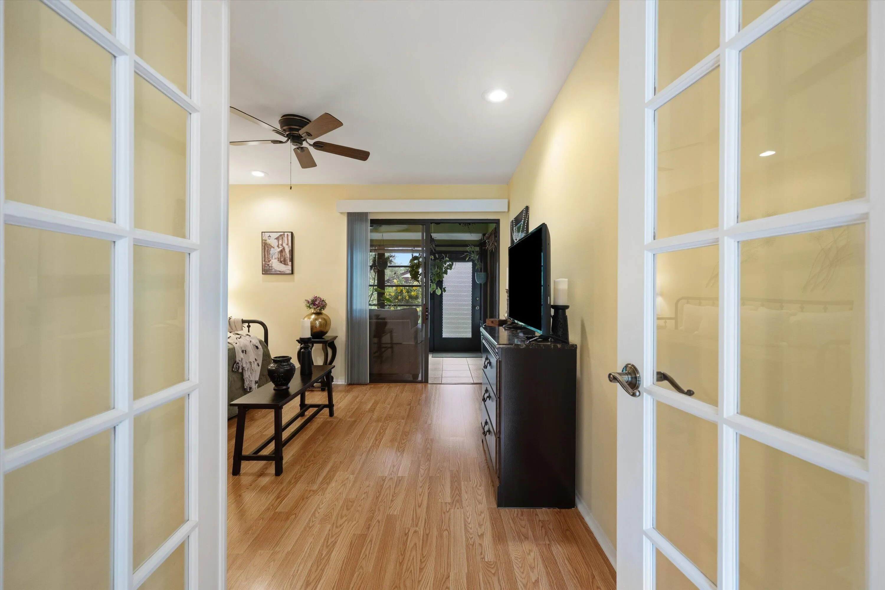 secondary bedroom