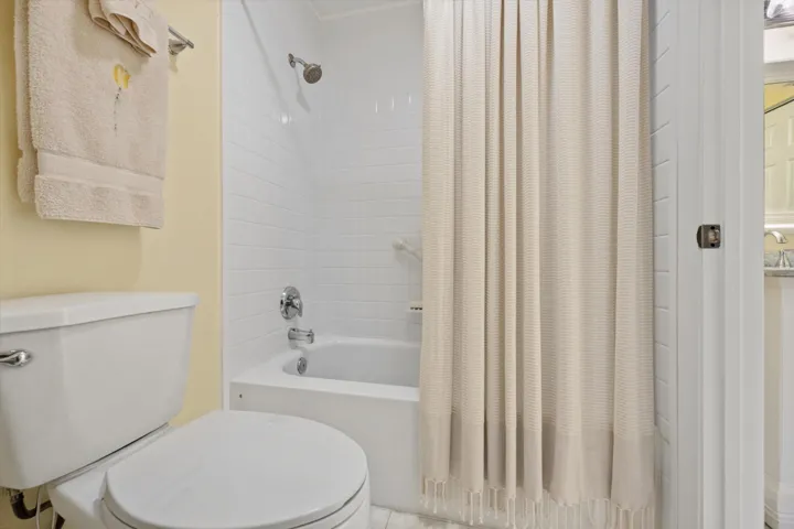 primary bathroom with tub