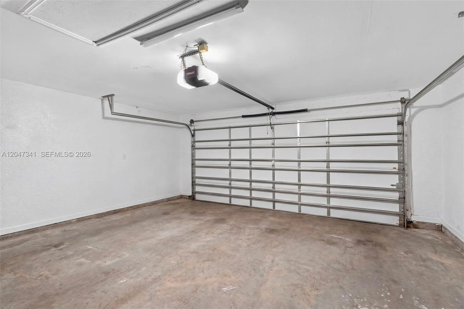 Property photo 77