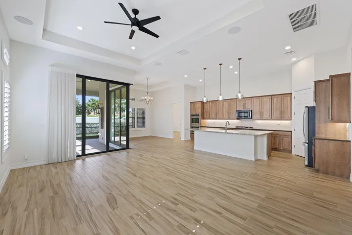 Greatroom / Kitchen