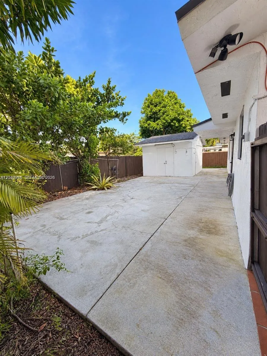 Property photo 23