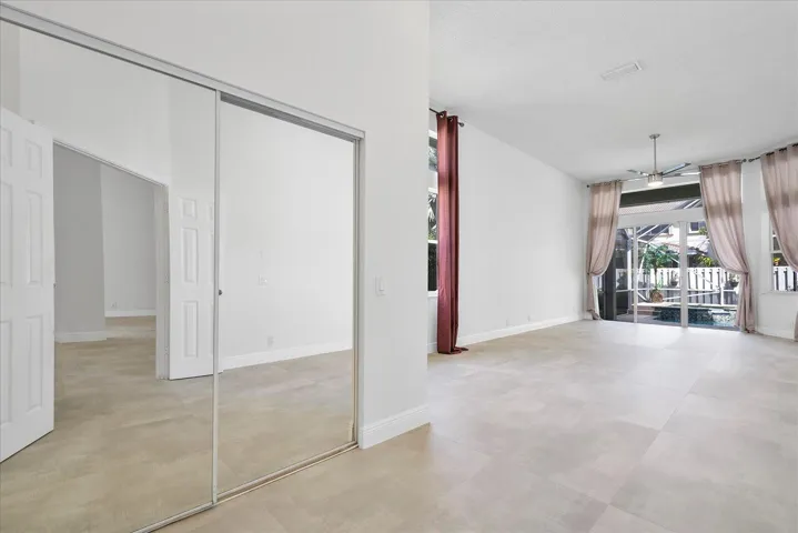 30-970 Greenwood Rd_30