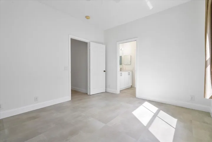 27-970 Greenwood Rd_27