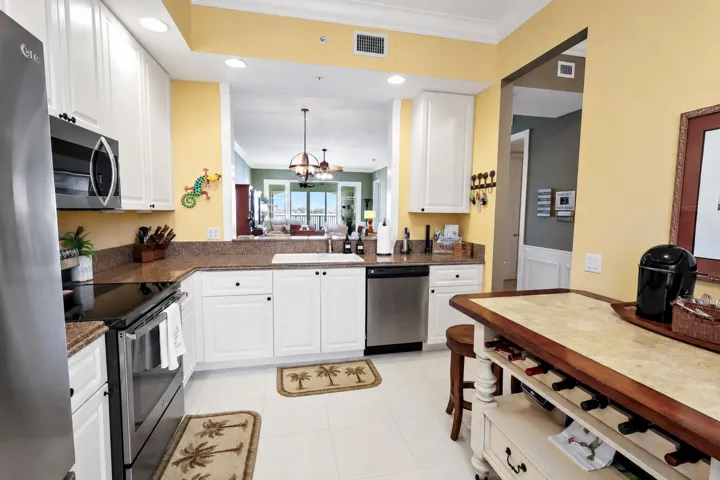 21-PH02 Kitchen