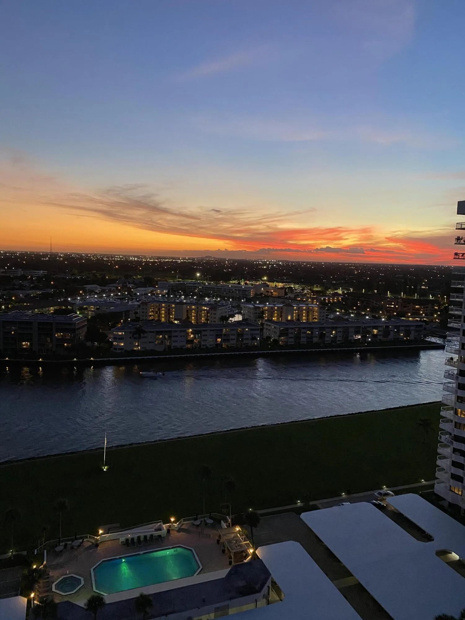 MARINA TOWER SUNRISE VIEW