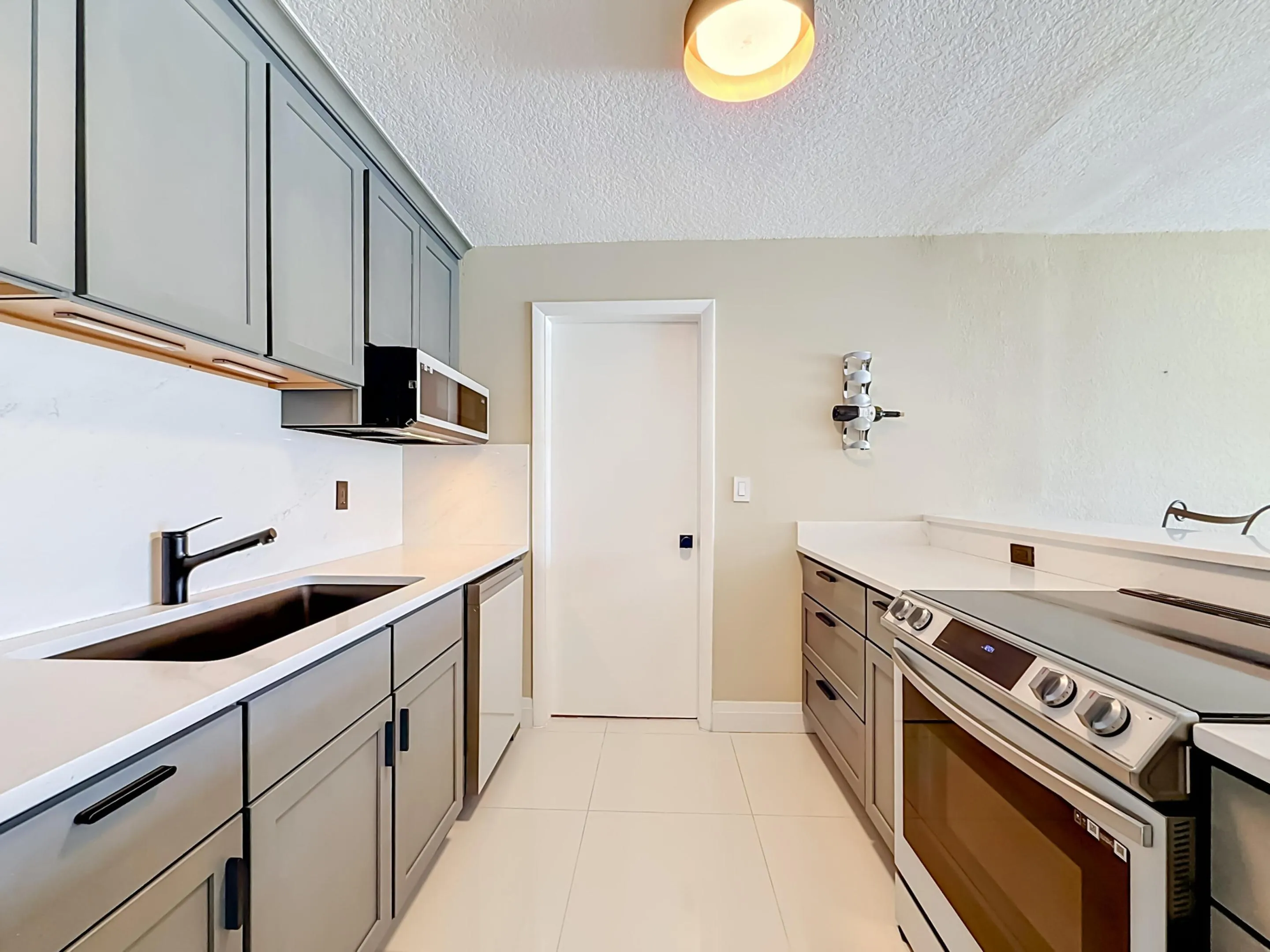 9416 SW 51st Place-28