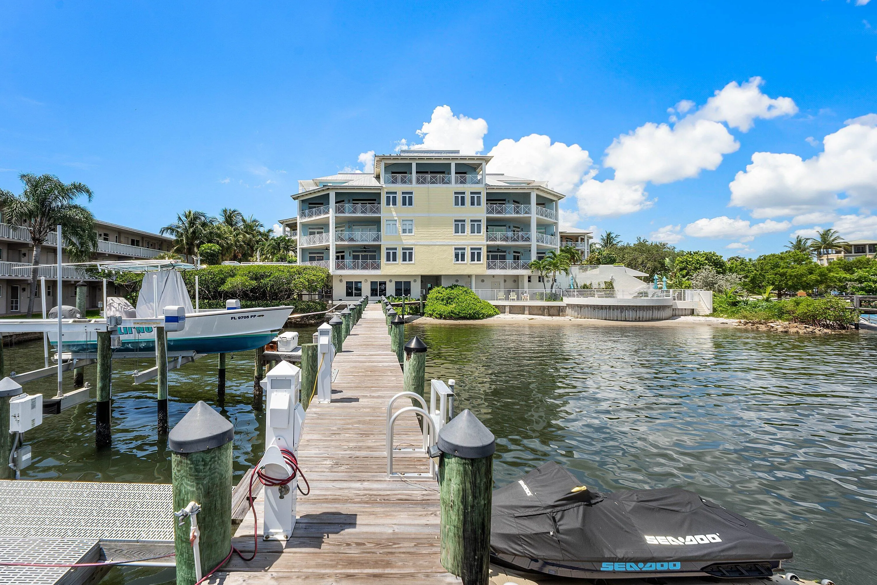 038-309EastOceanAvenue-103-Lantana-FL-33