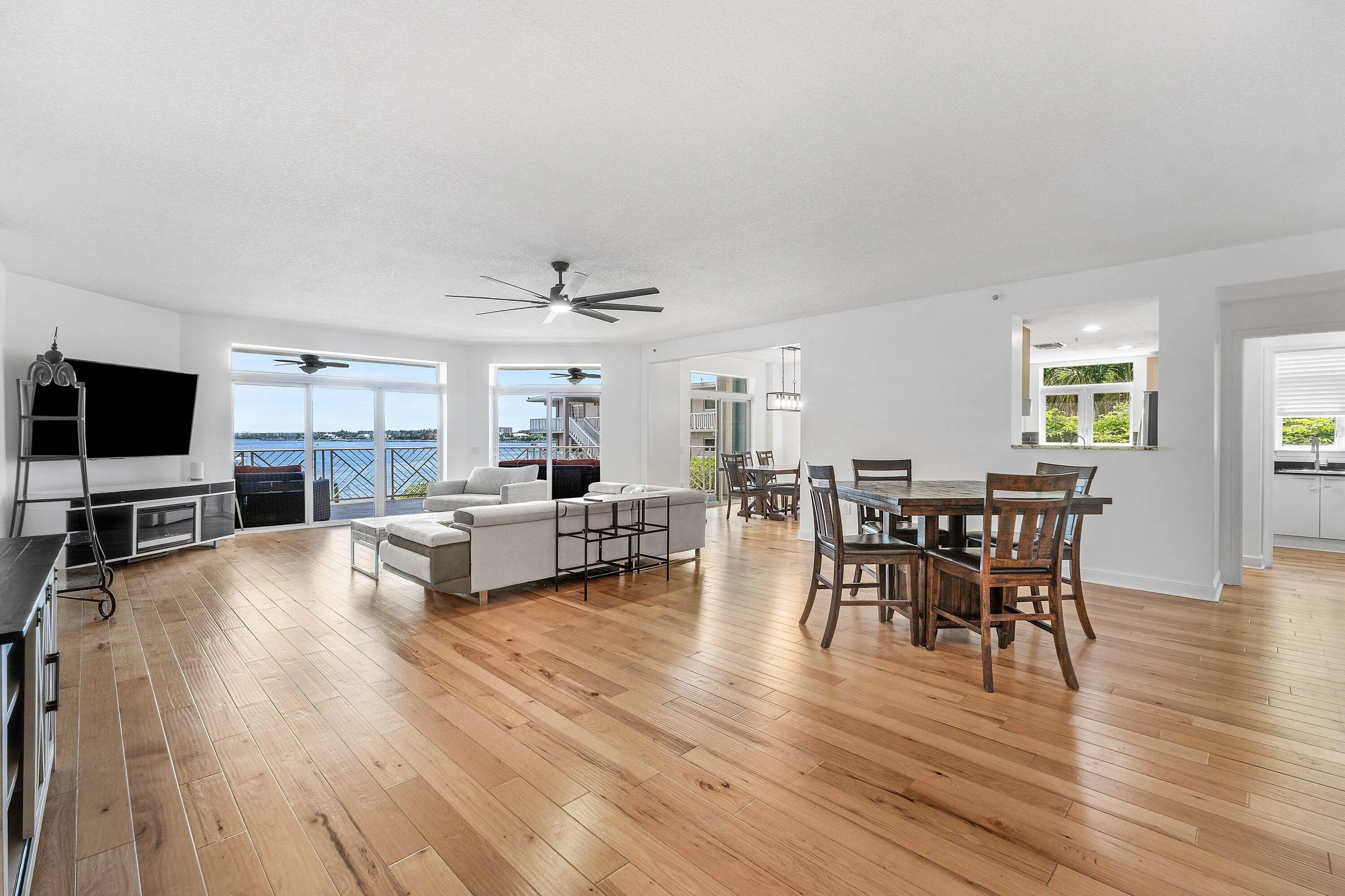 006-309EastOceanAvenue-103-Lantana-FL-33