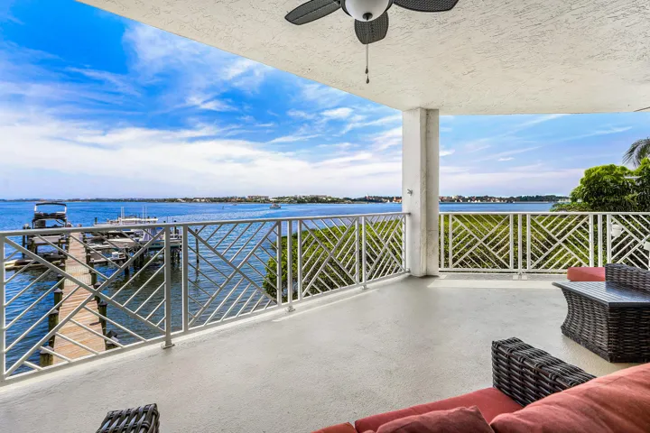 309 E Ocean
