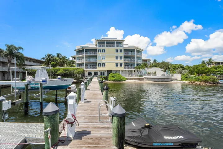 038-309EastOceanAvenue-103-Lantana-FL-33