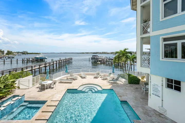 050-309EastOceanAvenue-103-Lantana-FL-33