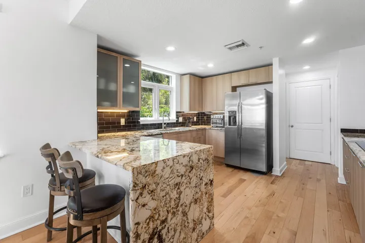 011-309EastOceanAvenue-103-Lantana-FL-33