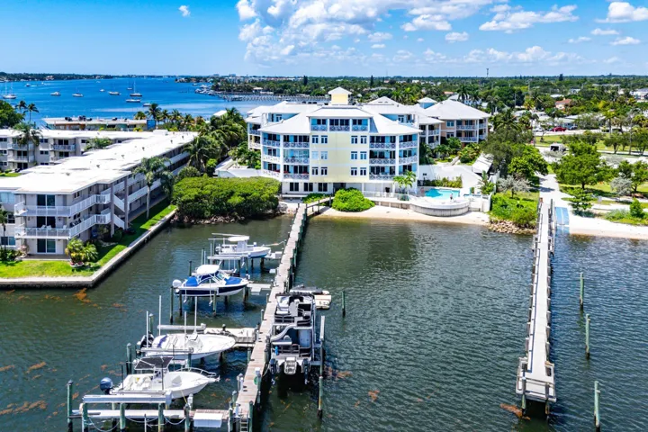 063-309EastOceanAvenue-103-Lantana-FL-33