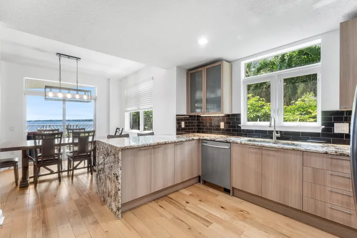012-309EastOceanAvenue-103-Lantana-FL-33