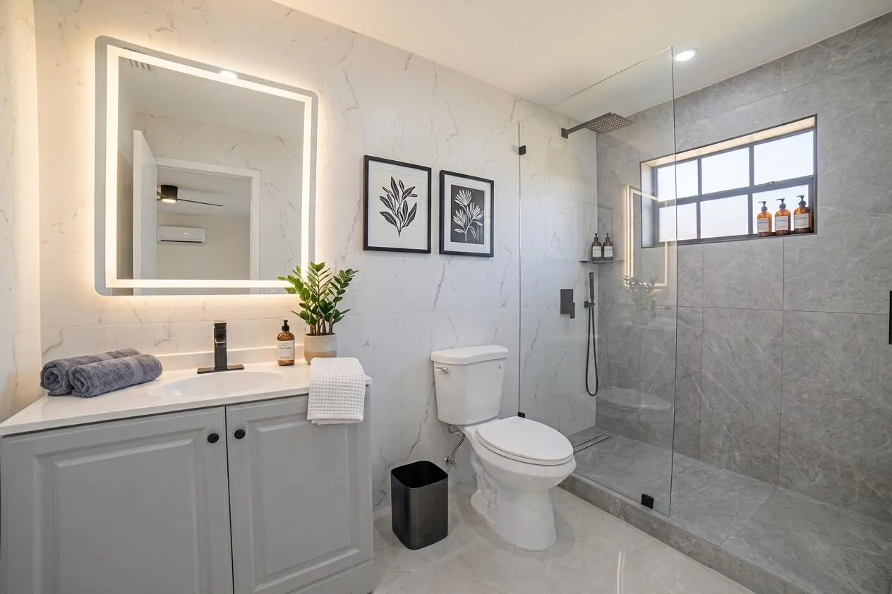 Virtual Staging Bedroom 1 Bathroom
