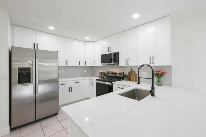 11614 NW 2nd Dr - 13.jpg-SMALL