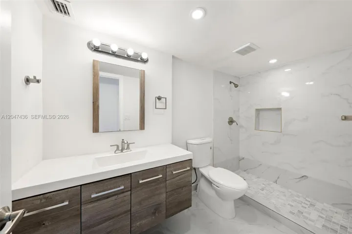 Main bathroom
