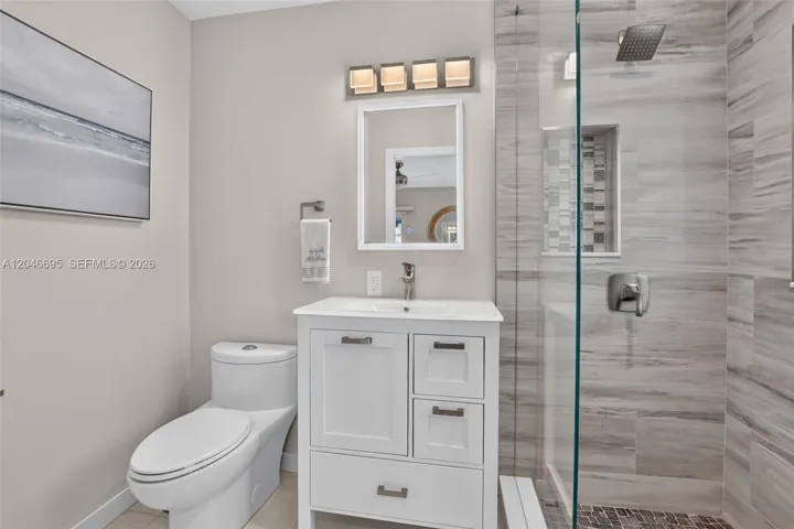 2nd bathroom