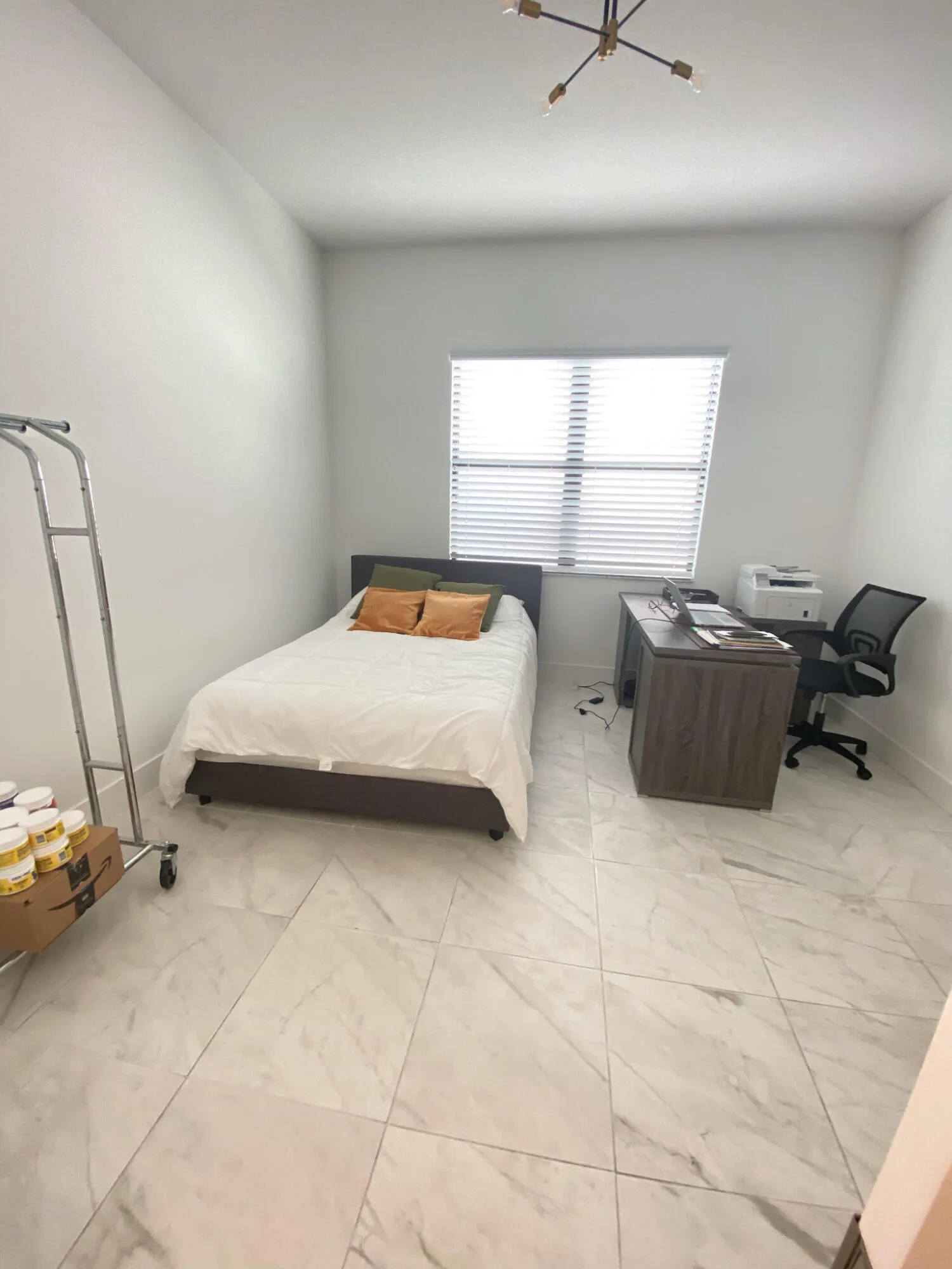 Bonus room/Den/Office