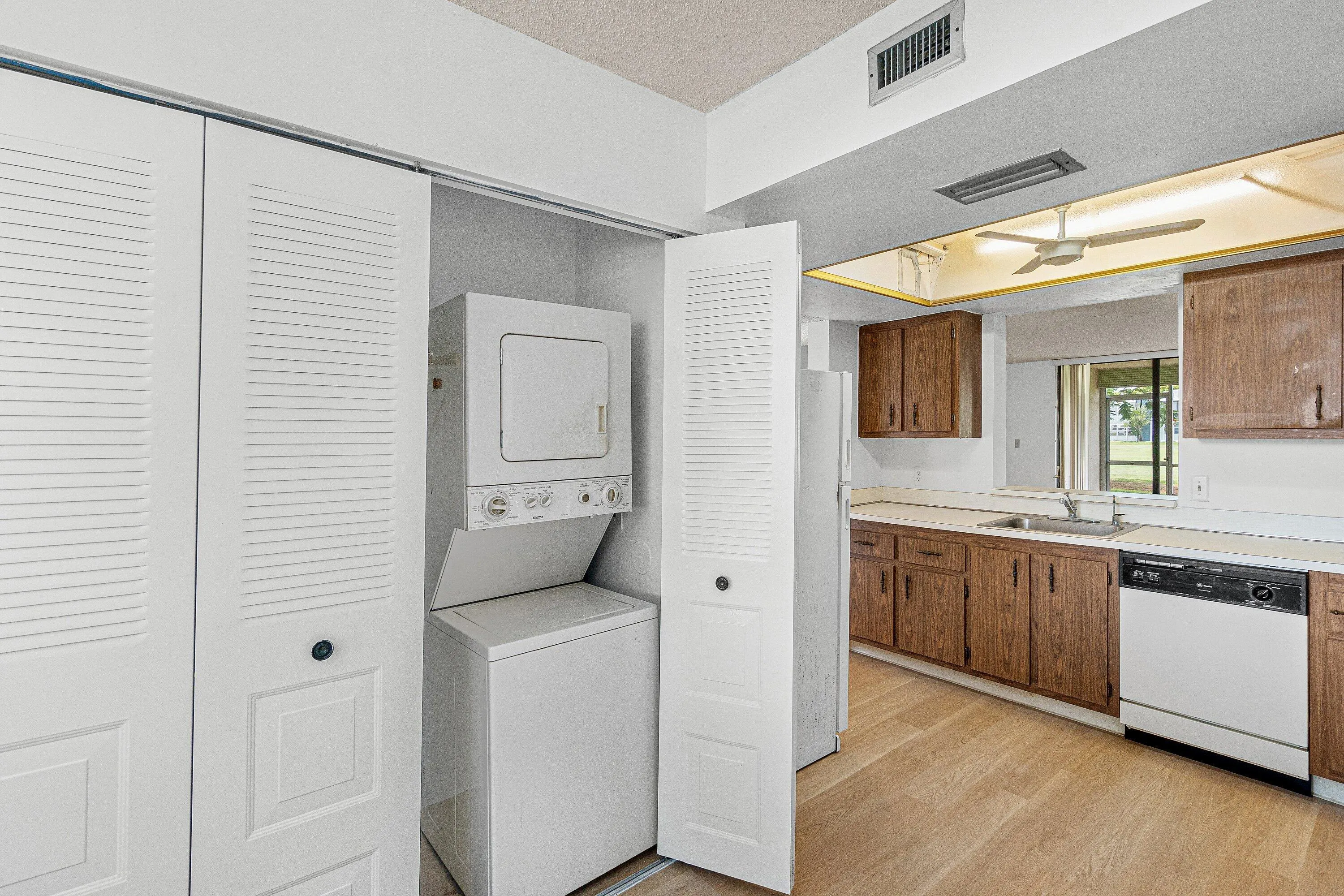 015-7380Northwest18thStreet-108-Margate-
