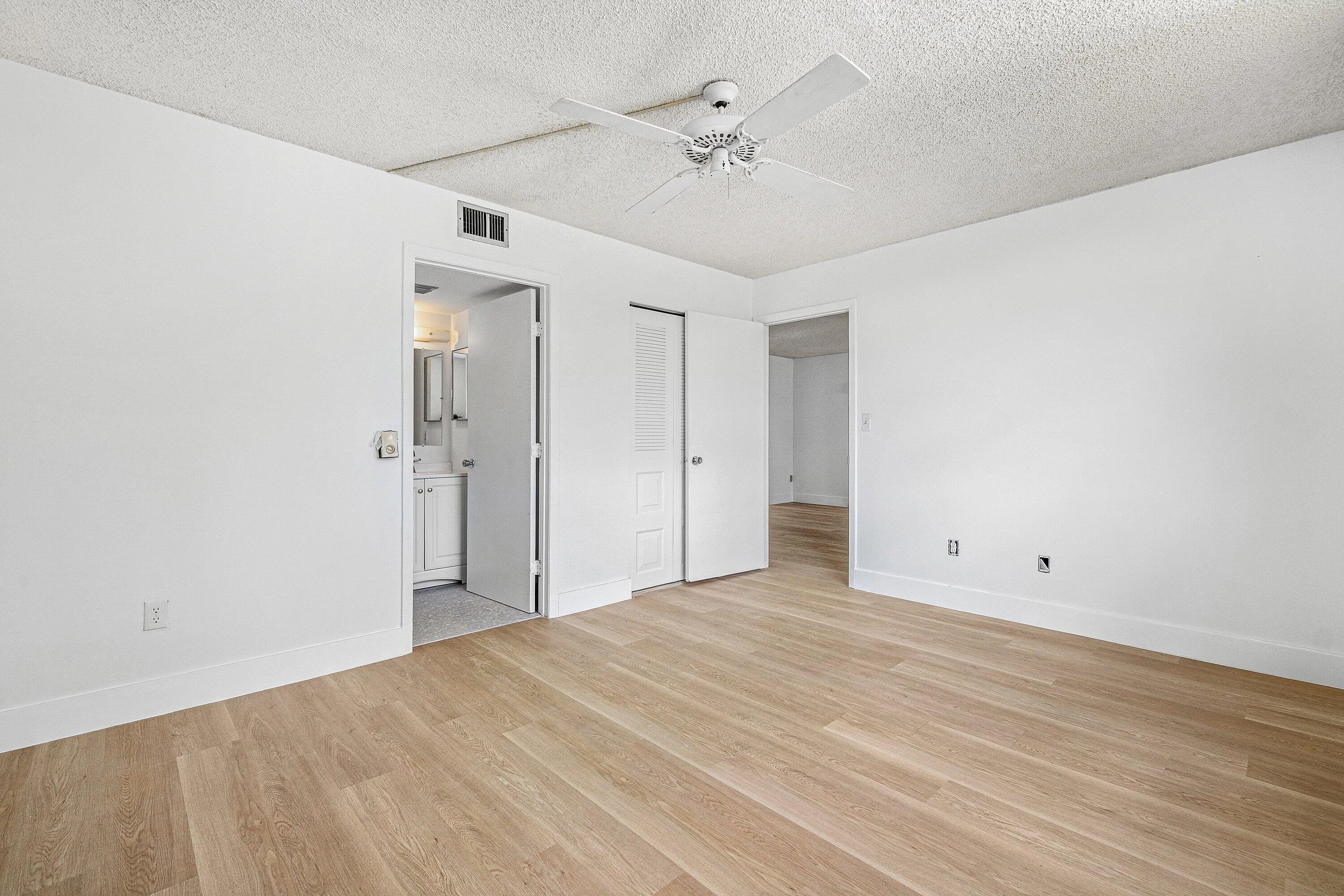 020-7380Northwest18thStreet-108-Margate-