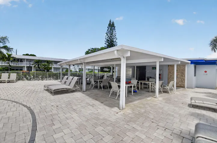 Sun shade at the pool for those extra hot, summer days!