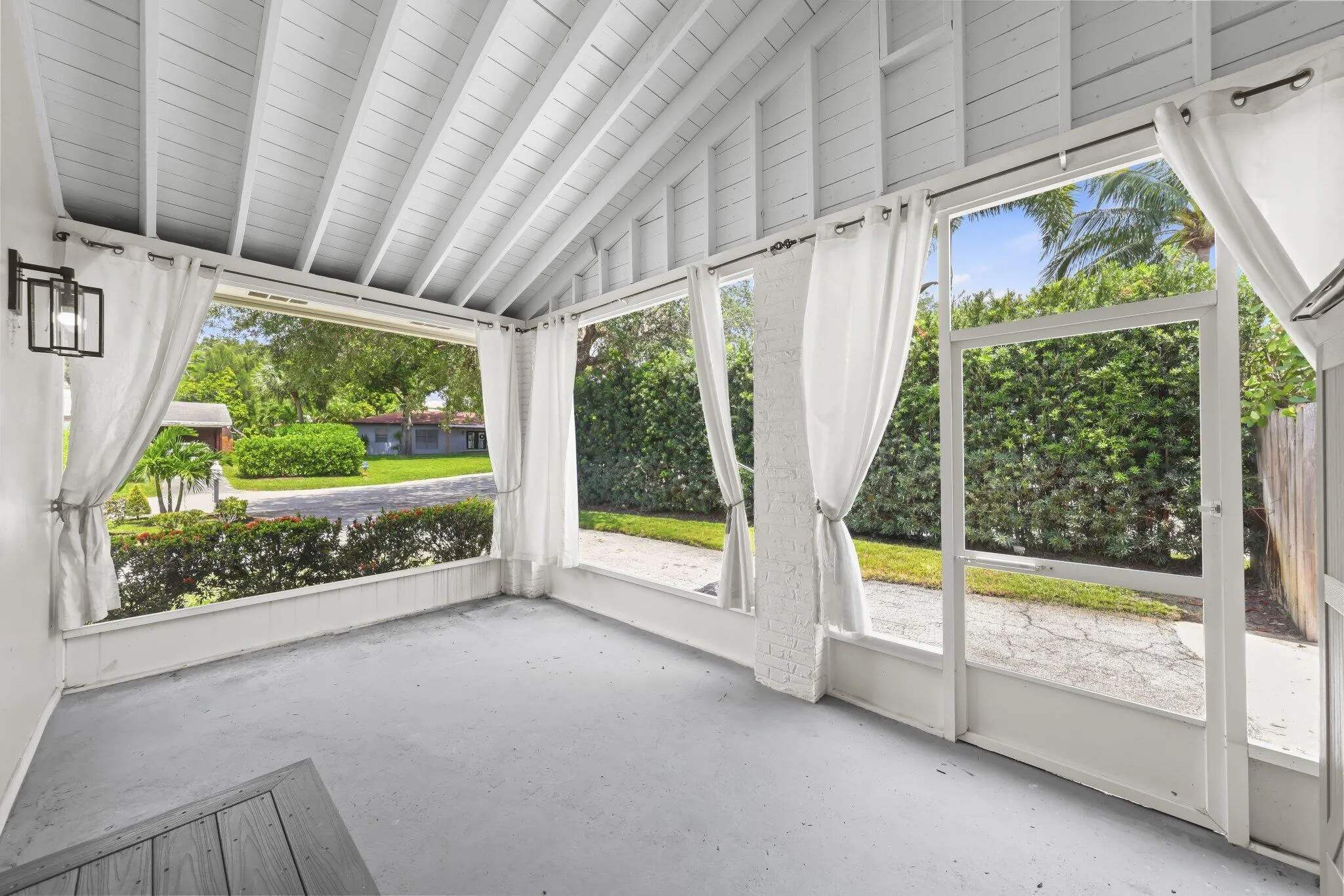 2205 West Pineridge Court - 66.jpg-SMALL
