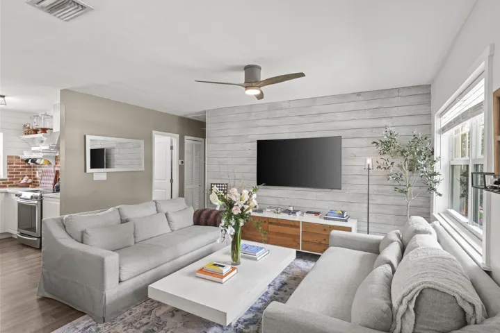 2205 West Pineridge Court - 45.jpg-SMALL