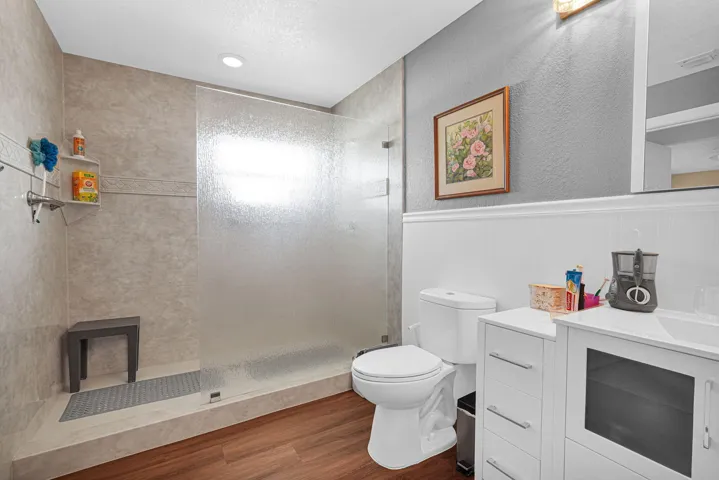 Oversized shower in primary bathroom