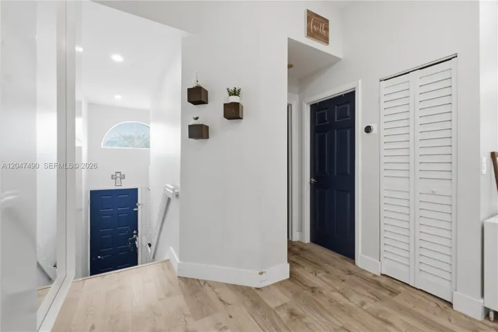 FOYER