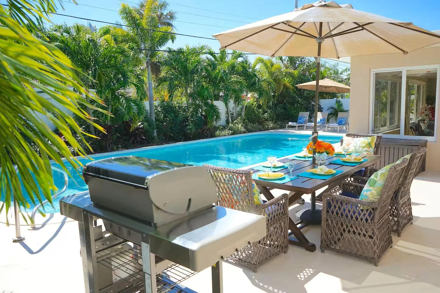 Pool Dining IV
