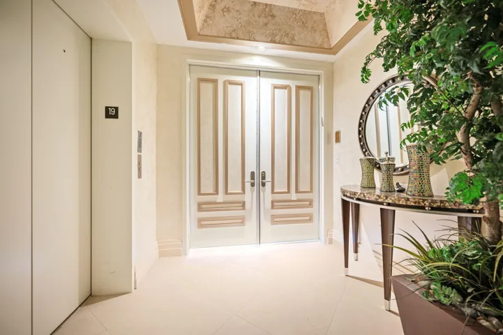 5-web-or-mls-16051-collins-ave-1902